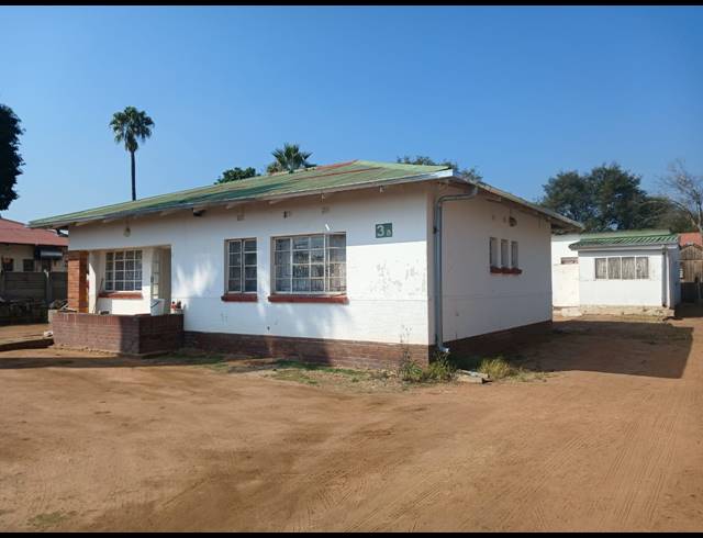 5 BEDROOM HOUSE FOR SALE IN ANNADALE